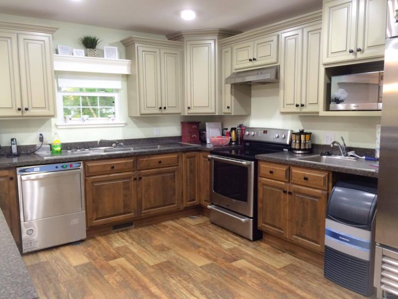 14139060_1355579714470117_1620765234_o