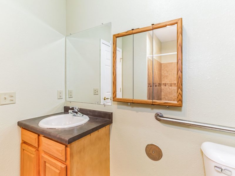 2048x1365_2201_E__LeFevre_Road__Sterling__IL_61081_WedMay2220241716369659279